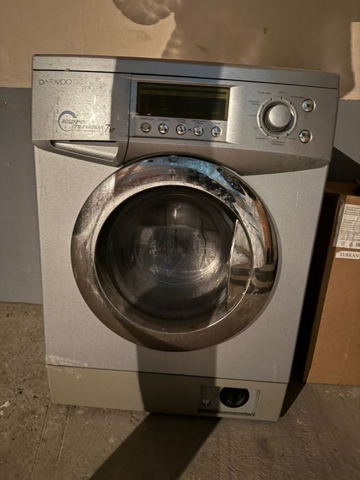 Стиральная машинка автомат 7кг