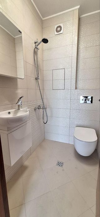 Тристаен апартамент с ГАРАЖ в ж.к. Люлин 1.