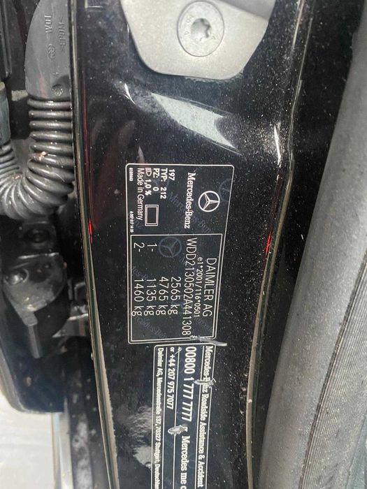 dezmembrez mercedes E class W213/far w213/ bara fata w213