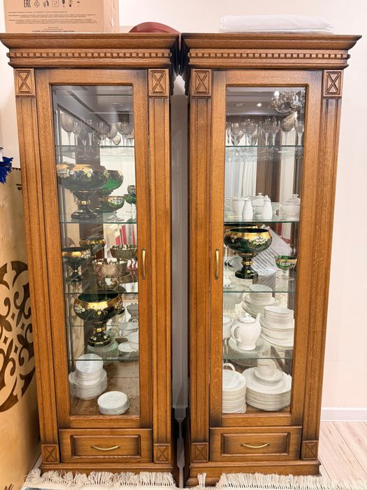 Продам сервант почти новая