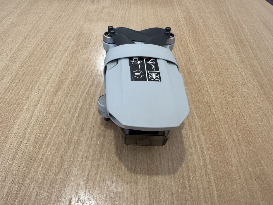 Продам дрон Dji mini 4K