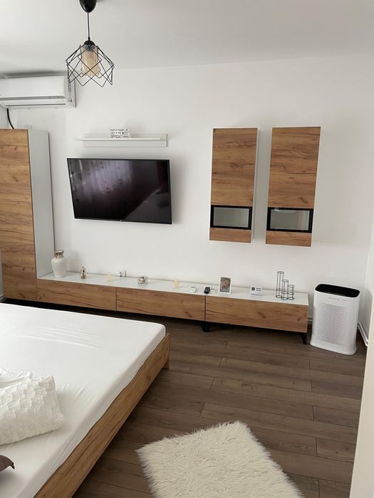 Inchiriez apartament cu 2 camere
