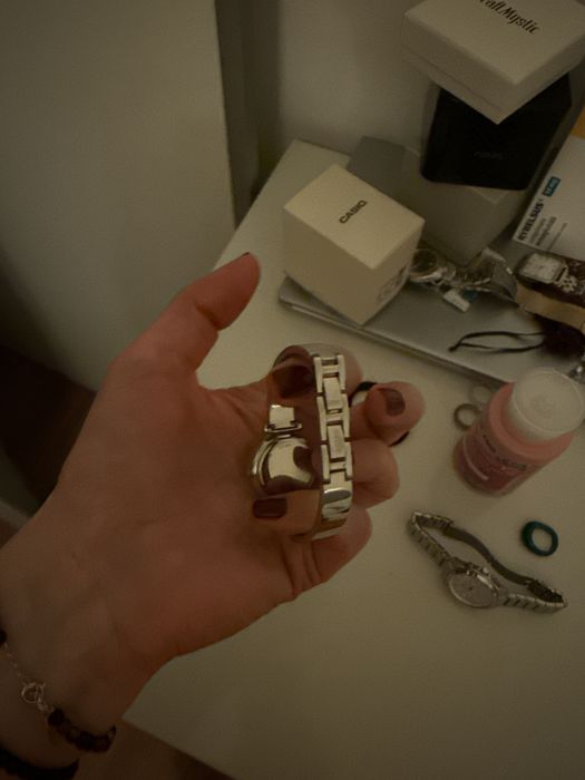 Ceas Fossil - pret 260 lei, nepurtat, cadran sidefat