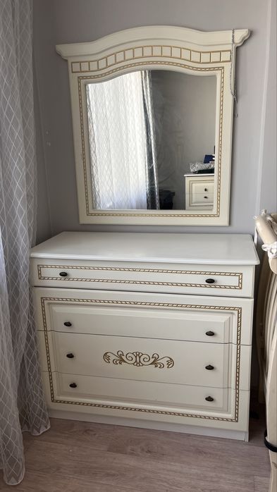 Спальный гарнитур Венера 5дв