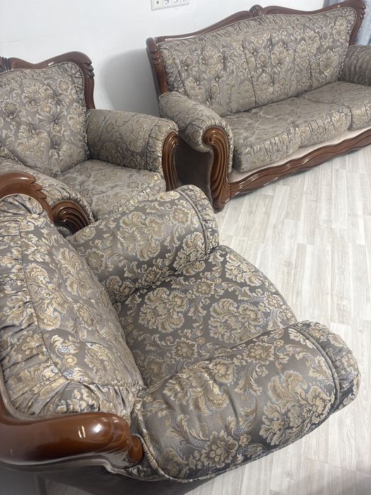 Диван и 2 кресла