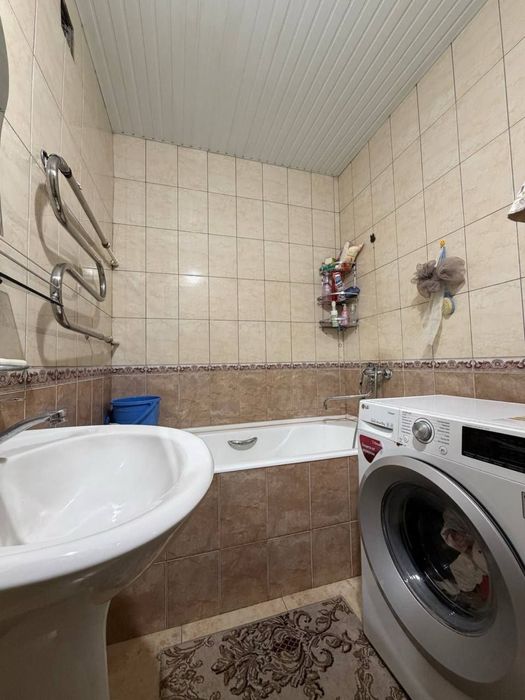 Юнусбаад 10. 2/3/5. Конечка.