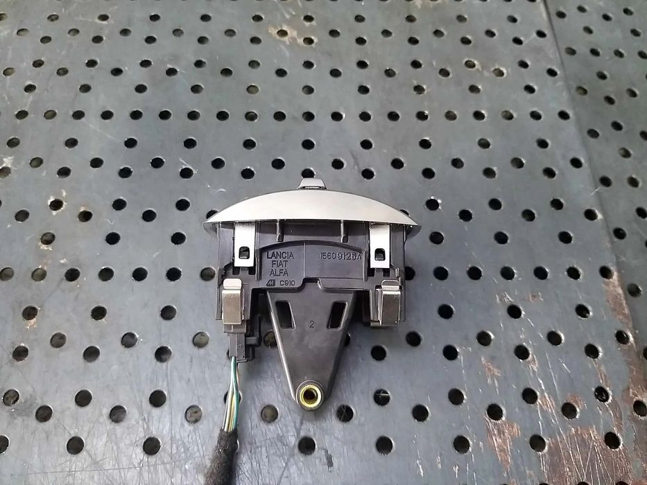 Buton reglaj suspensie alfa romeo giulietta 940 156091264
