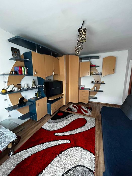 Persoana fizica, ofer spre inchiriere apartament 2 camere, Manastur central.