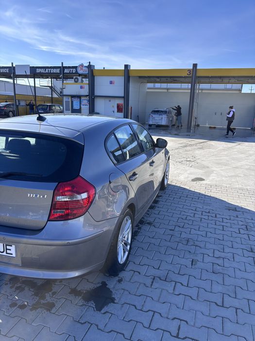 Vand BMW SERIA 1 DIN 2010 2.0 DIZEL