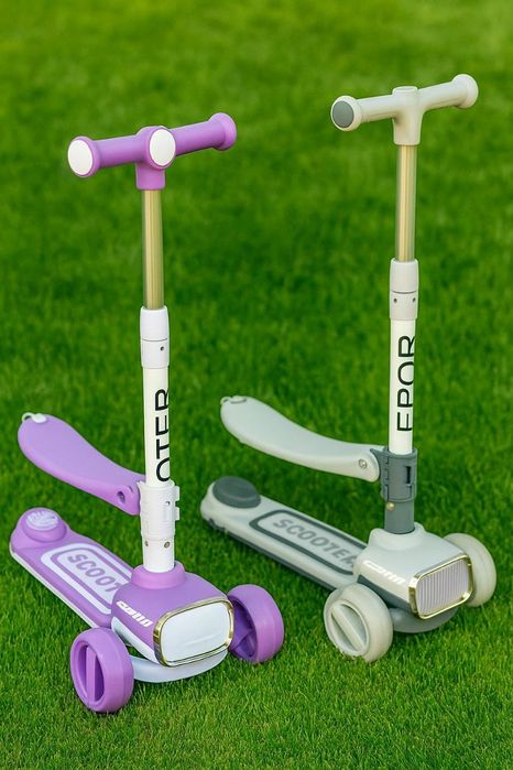 Детские самокаты разные модели.