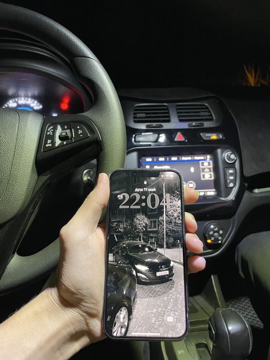 Iphone 13 pro Holati ideal srochni satiladi