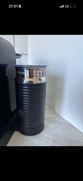 Nespresso Delonghi Citiz & Milk  cu Aeroncino