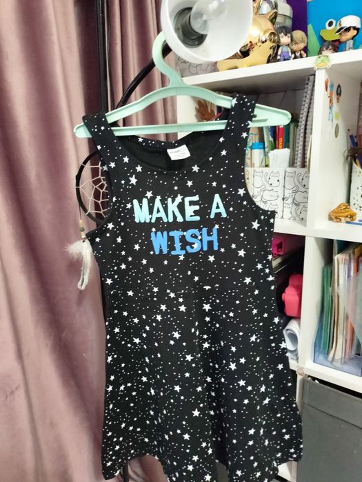 Много вещей  на девочку