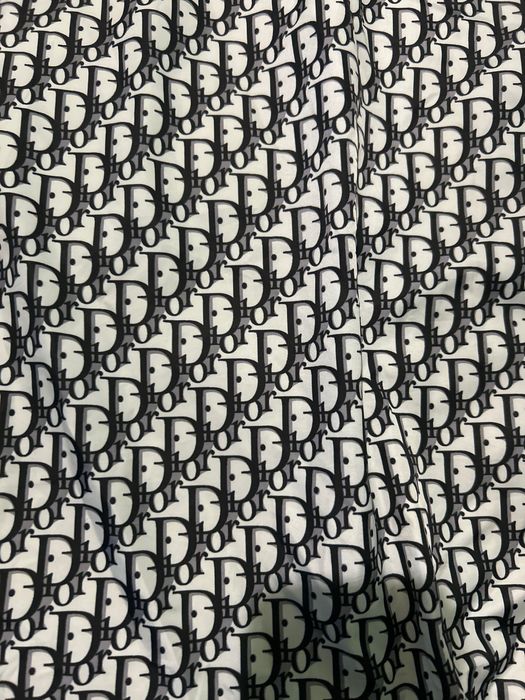 Зимно яке .Носено 1 път в отлично състояние