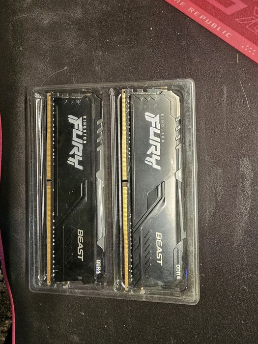 Hyperx predator ram rgb 16x2 и kingston fury 16x2
