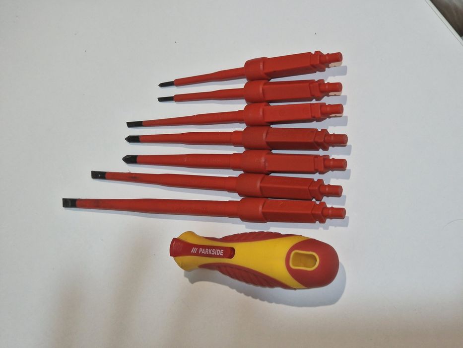 Set surubelnite pentru electricitate