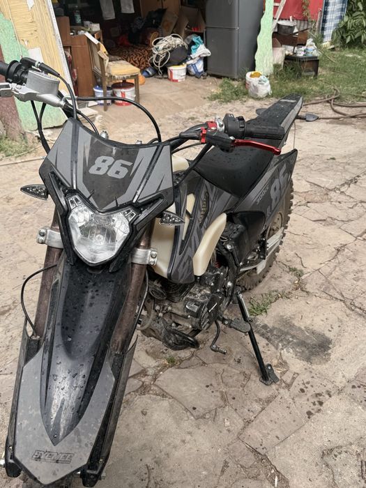 Эндуро мотоцикл 300сс