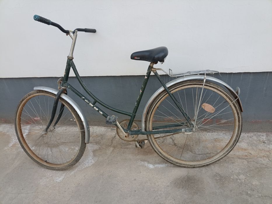 Велосипед сотилади 500000 сўм ками бор