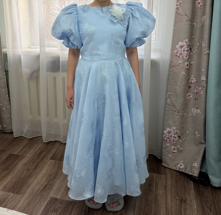 Срочно продам платье