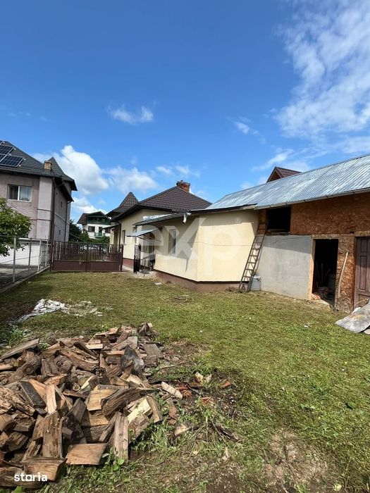 Casa cu 3 camere si teren 1.140 mp toate utilitatile, anexe si acces s