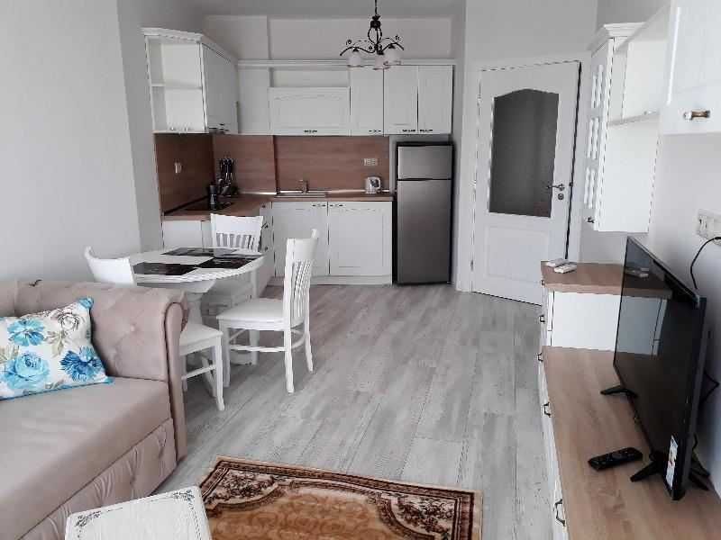 Продава се Двустаен апартамент в София, Слатина - 74 кв.м за 1919 €/кв.м - Снимка #2