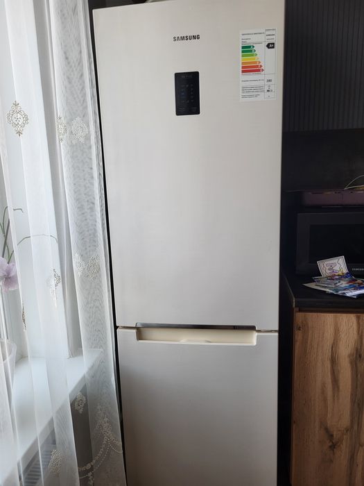 Холодильник самсунг