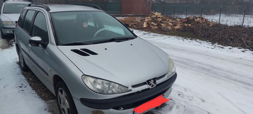 Vând peugeot 1.4 hdi
