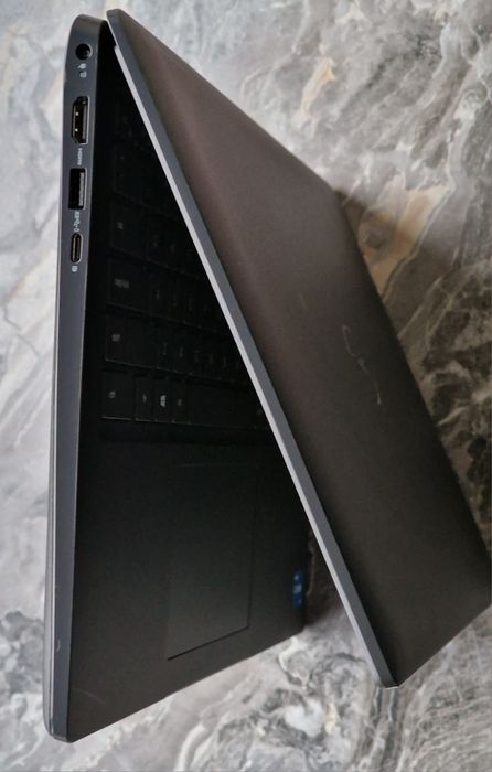 Dell 3420 display 14", intel i5, 16gb ram, 256gb storage, laptop nou n