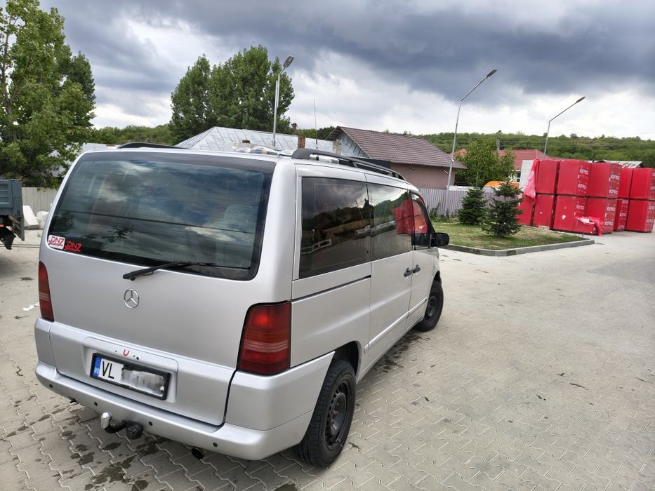 Mercedes-Benz V230TD w638