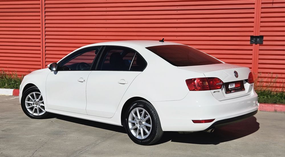 Vw.Jetta 1.2 Tsi 122 cp 2013 Euro 5 180.000 km-Clima-Navi-Jante R16-Scaune incalzite