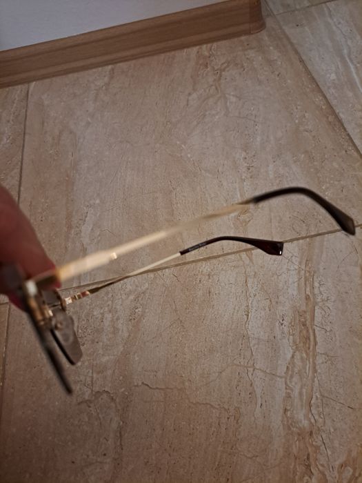 Слънчеви очила със защита