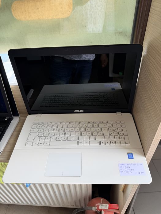 Laptopuri cu garantie la super pret -499 ron