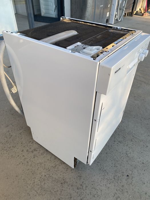 Съдомиялна Миеле за вграждане 45 см