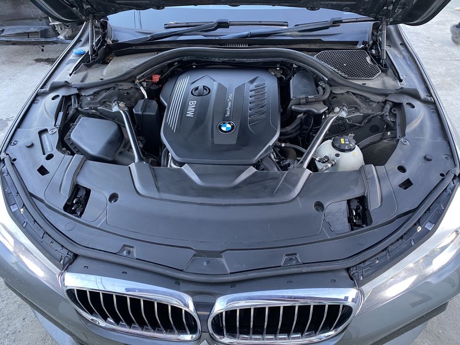 Caracasă filtru aer BMW seria 7 g11