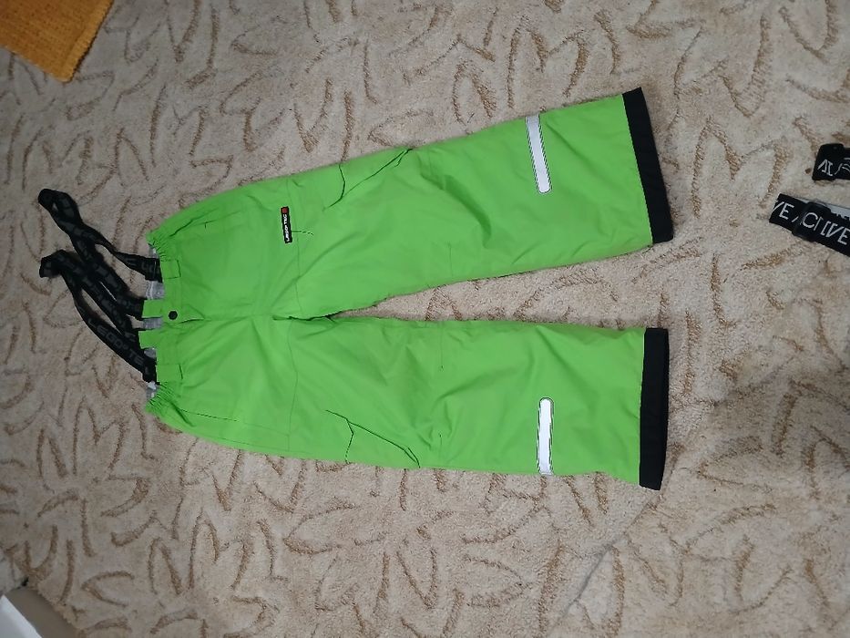 Pantaloni ski copii7/8 ani
