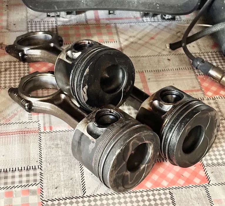 Piston Biela Volkswagen Passat B6 2.0 TDI BMP 140 CP