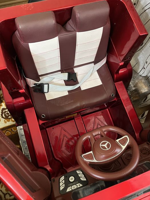 Машина детская электромобиль