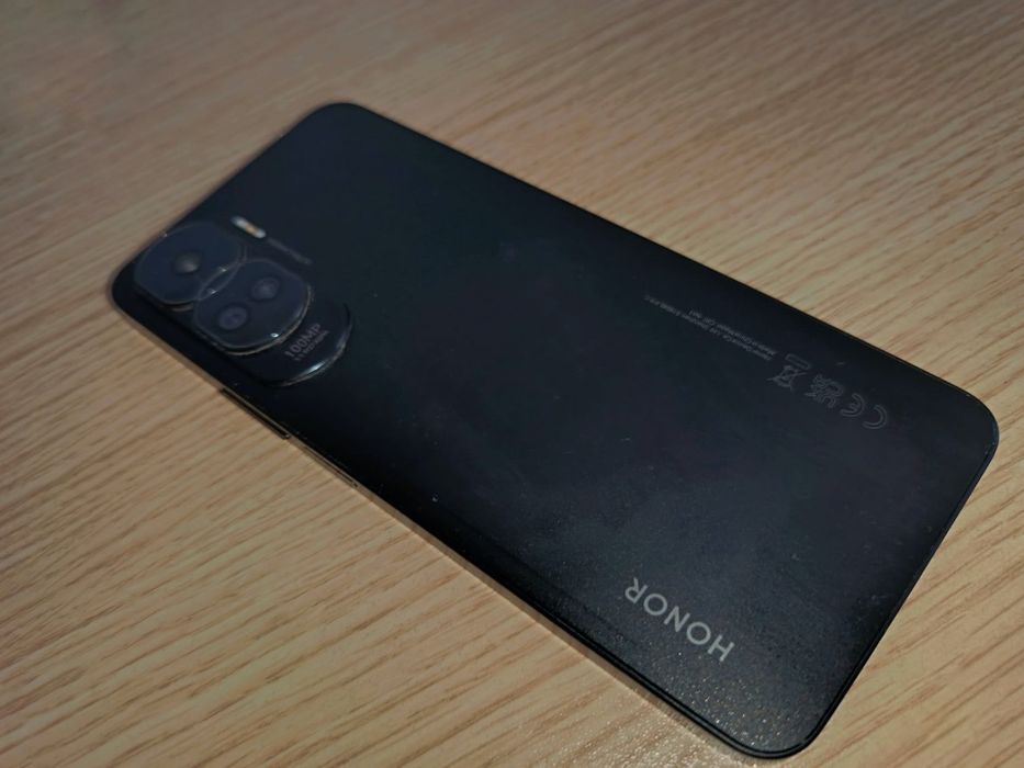 Honor 90 Lite  като нов