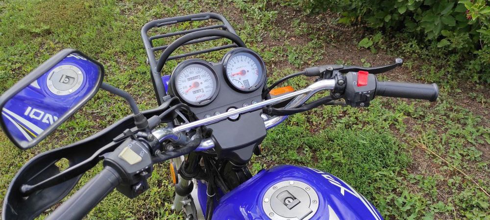 Мотоцикл Yaqi200