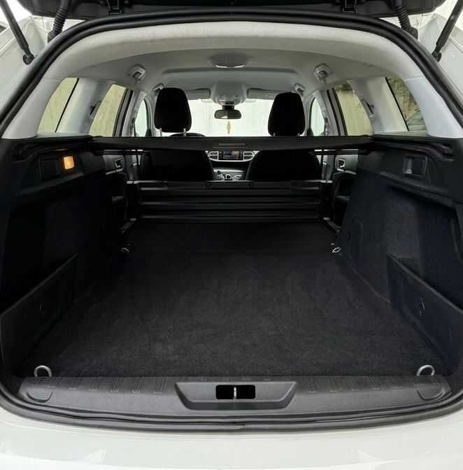 Se vinde Peugeot 308 SW, economic, fiabil și foarte practic, înregistrat ca autoutilitară (2 locuri) – ideal pentru firmă sau transport marfă.