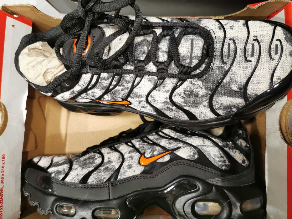 Adidași Nike air max TN