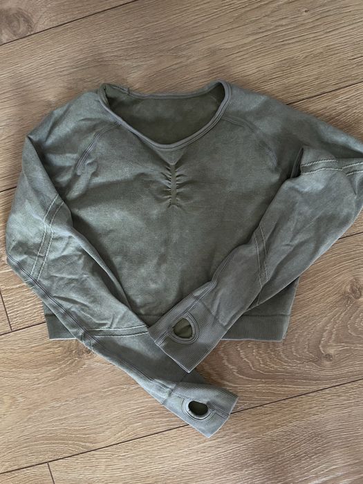 Одежда y2k и кэжуал,софт