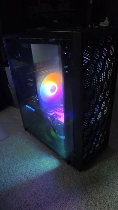 Unitate calculator gaming i7 6700 32gb ram rx570 4gb Nvme 256