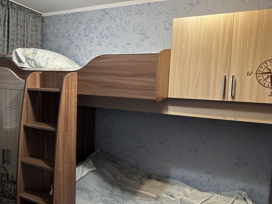 Продам кровать двухъярусная