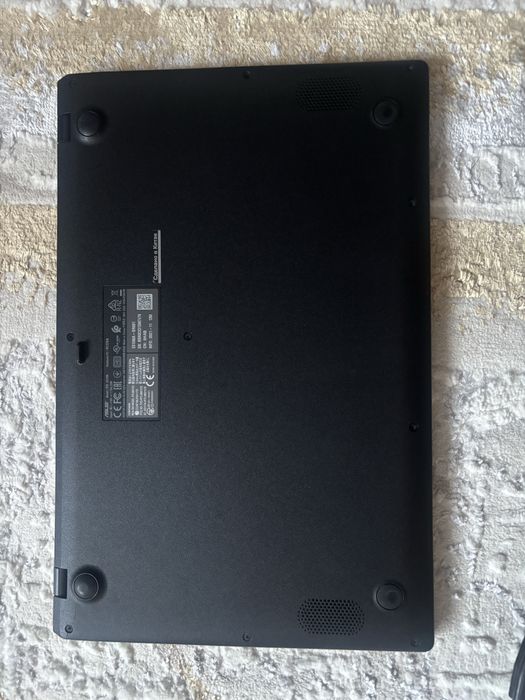 Ноутбук Asus E510