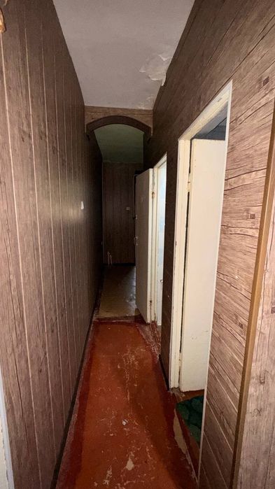 Уй сотилади 1этаж 4 хонали