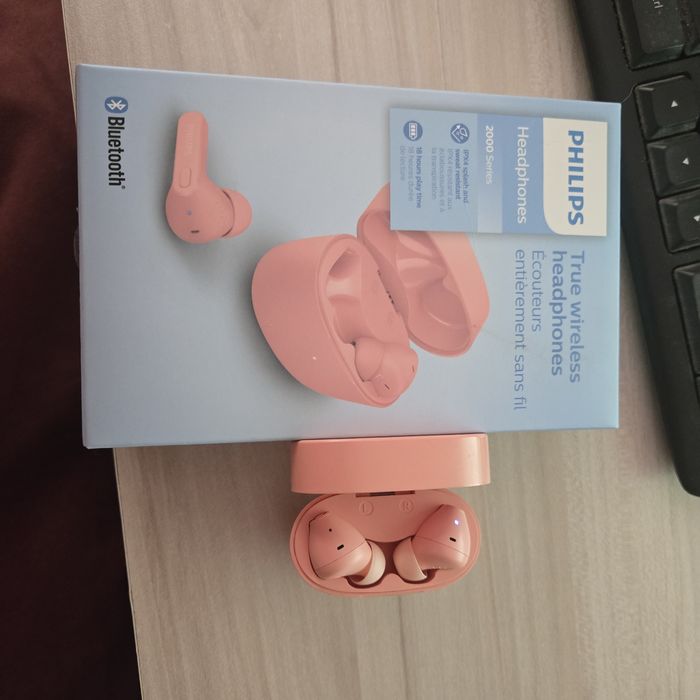 Philips headphones 2000 series