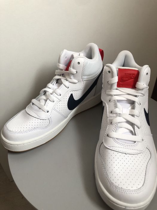 Нови маратонки Nike