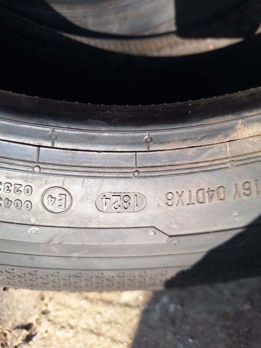 Гуми  Continental  215/65/16 C