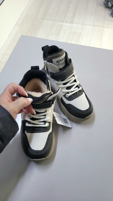 Обувь для всей семьи, дешево.